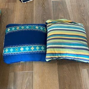 Tommy Hilfiger Dharma Coordinating Pillows -EUC